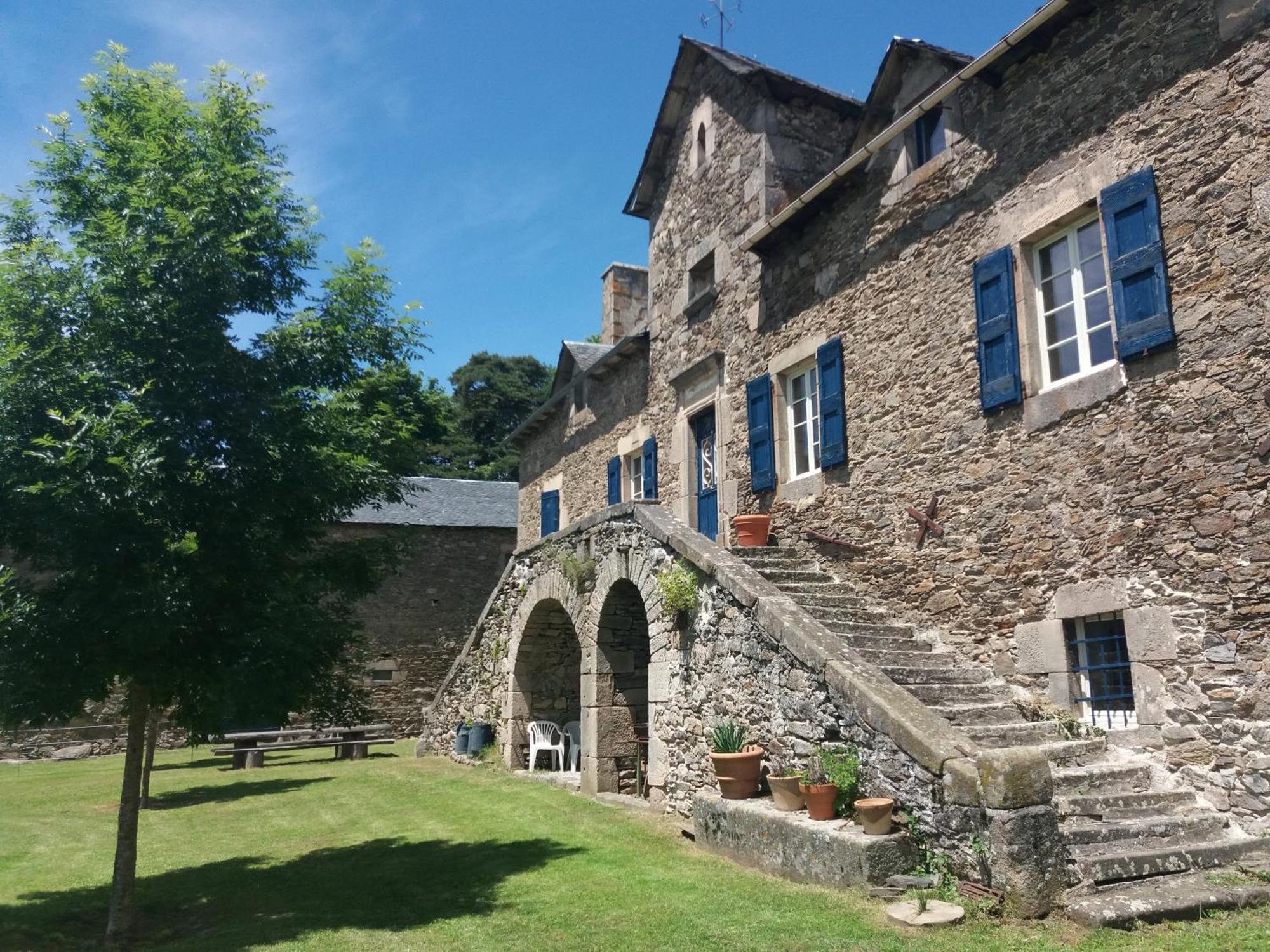 Hotel Domaine D'Angel-Berg Vezins-de-Levezou Exterior foto